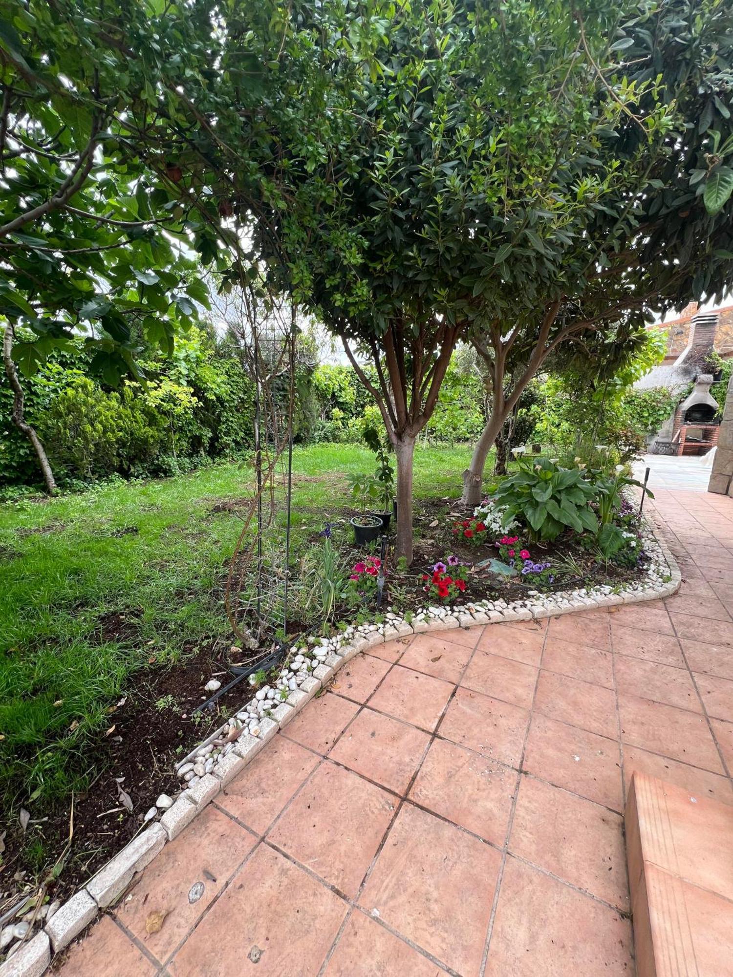 Estupenda Villa En Las Afueras Colmenar de Oreja Buitenkant foto